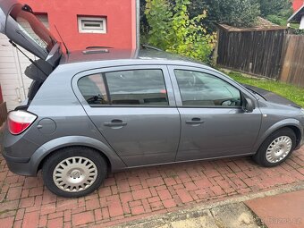 Opel Astra A-H1.4 16V 66KW r.v. 2004 - 6
