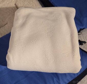 L E V N Ě spousta věcí od narození do 3 let, foto = jen část - 6