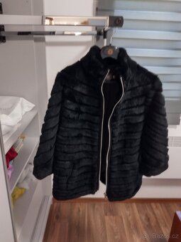 KARA kabát pravá kožešina vel. L - 6