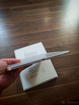 iPad Air 13 WiFi 128 GB - TOP STAV V ZARUCE - 6