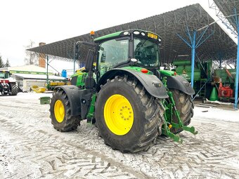 traktor John Deere 6250R - 6