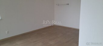 Byt 1+kk, 50 m2, balkon, parkovací stání, Praha 9- Vysočany - 6