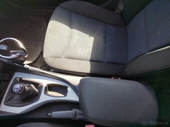 BMW X1, rok 2013, 318D,105kw, X Drive , 213000 km - 6