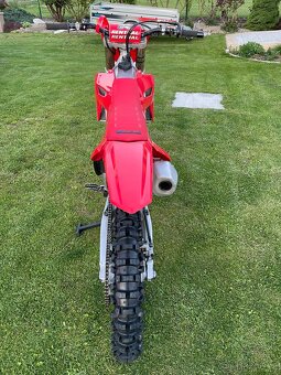 Honda crf 250 rok 2023 - 6