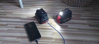 Powerbanka, Aku Bosch 18V s LED svítilnou+2USB - 6