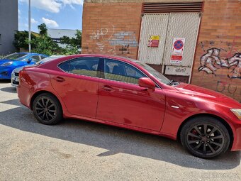 Lexus is 220d - 6