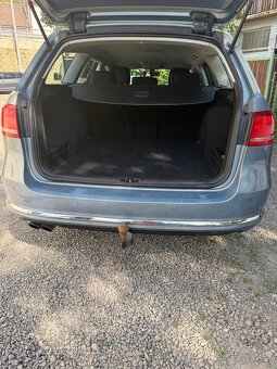 Volkswagen Passat B7 103kw šedá barva - 6