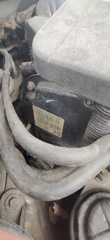 Ford Mondeo 2,0 TDCI DURATORQ  MK 3 III GHIA - 6