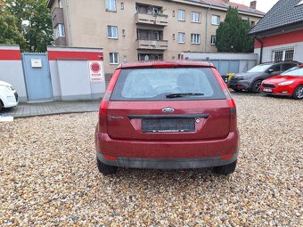 Ford Fiesta 1.3i 44KW - 6
