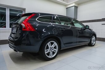 Volvo V60 2014 2.4 D4 AWD/AT 133 kW , tažné zařízení - 6