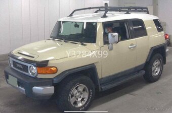 4x Toyota FJ Cruiser - 6