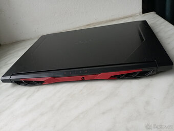 Acer Nitro 5-Herní core i5(10.gen)-8g ddr4-ssd-Full HD - 6