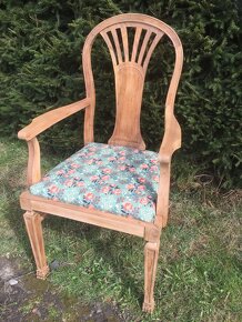 Zidle po renovaci - 6