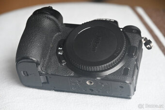 NIKON Z6+přísluš. 15 700,- - 6