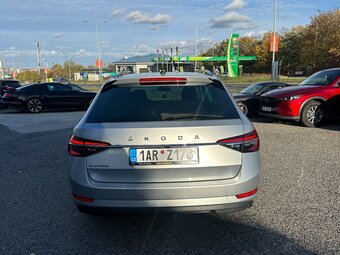 Skoda Superb 2022 - 6