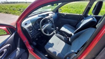 Mitsubishi Space Star 1,6 - 6
