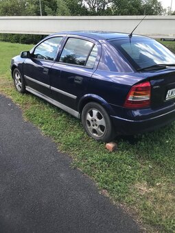 Auto na náhradní díly - 6