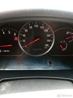 Suzuki Grand Vitara 2.0HDI - 6