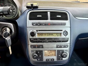 Fiat Grande Punto 1.2i 48kW, ČR, 8/2009, 2.maj. Digi klima. - 6