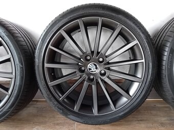 TOP letní Turini r18 Škoda Octavia 3 - 6