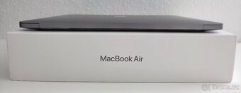 Zánovní Apple MacBook Air 13" M1 256GB/8GB RAM Space Grey - 6