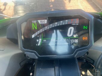 Kawasaki NInja ZX6R 2025 - 6