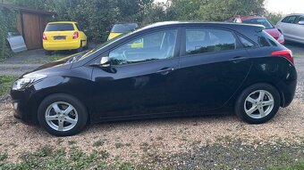 HYUNDAI i30 1.4i RV. 2014,SERVISNÍ KNIHA. - 6