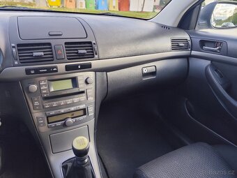 Toyota Avensis combi - 6