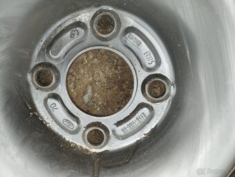 ocelová kola Ford 6x15 4x108 et37,5+letní 195/60/15 - 6