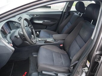 Honda Civic 1.4 I , 73 kW nafta, 2010 - 6
