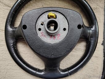 prodám tříramenný volant do VW , Škody ,Seat - 6