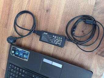 Notebook ASUS K53U Series - nefunkční na náhradní díly - 6