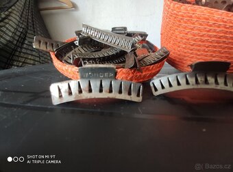 Retro kovové natáčky a skřipce z minulého století - 6