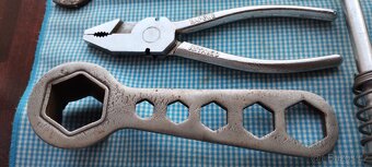 k Mecedes Benz,orig nář. - 6