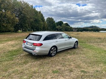 Mercedes Benz E220d - 6