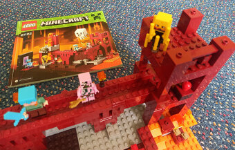 Lego Minecraft 21122 - The Nether Fortress - 6