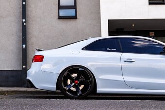 Audi RS5 4,2 FSi 331kw NUTNO VIDĚT - 6