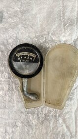 Retro měřiče tlaku pneu - 6