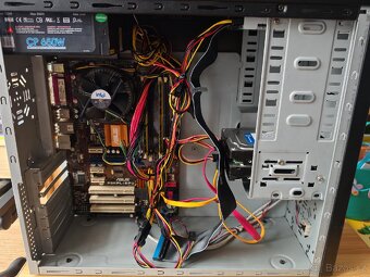 Stolní starší PC ~ Bez grafické karty - 6