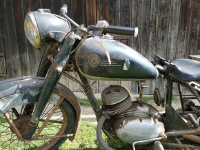 Motocykl CZ 150c_náhradní díly - 6