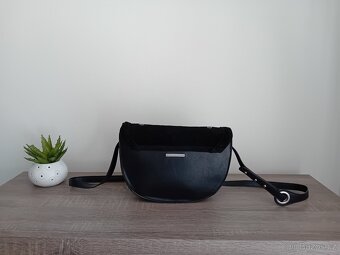 Pepe Jeans dámská kabelka klopna kůže + eko kůže - 6