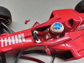 F1 FERRARI F310B MICHAEL SCHUMACHER MINICHAMPS 1:18 - 6