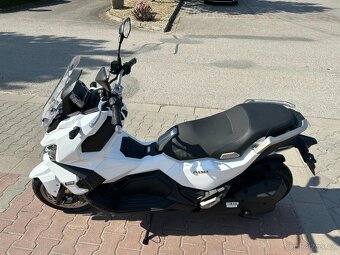 Sym ADX 125 2025 White - 6
