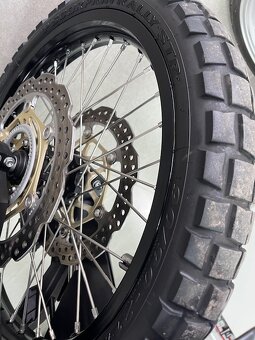 HONDA AFRICA TWIN 1000 - 6
