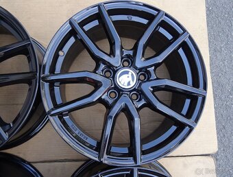 Alu disky černé na Škoda 17", 5x112, ET 52, šíře 7,5J - 6