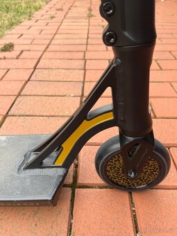 Freestyle koloběžka Nitro Circus RW Signature 560mm - 6