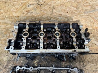 HLAVA MOTORU 2.0 FSI 06D103373AL - 6