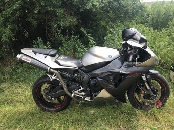 Yamaha yzf-R1 - 6