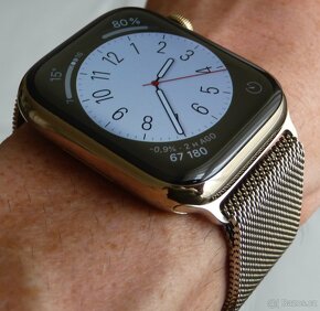 Apple Watch S8 LTE 45mm zlatá ocel s hvězdně bílým řemínkem - 6