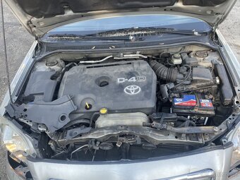 Toyota Avensis t25 2008 110kw 2.2 d4d - 6